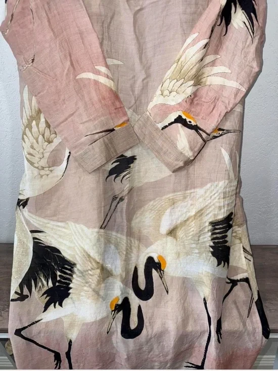 One Hundred Stars Light Pink Crane Print Satin Robe - Picture 5 of 8